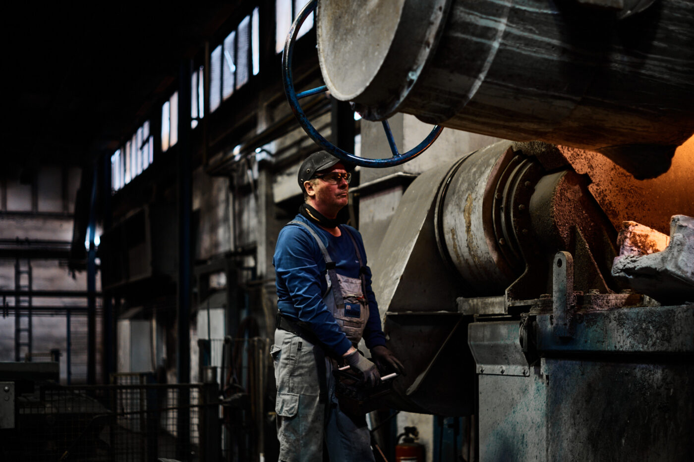 EISENGIESSEREI, INDUSTRIEFOTOGRAF, GRAUGUSS